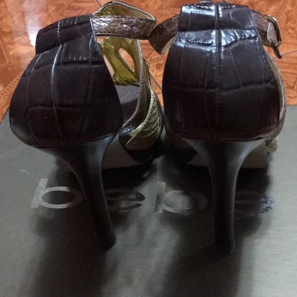 Shoes - Picture 5 of 8